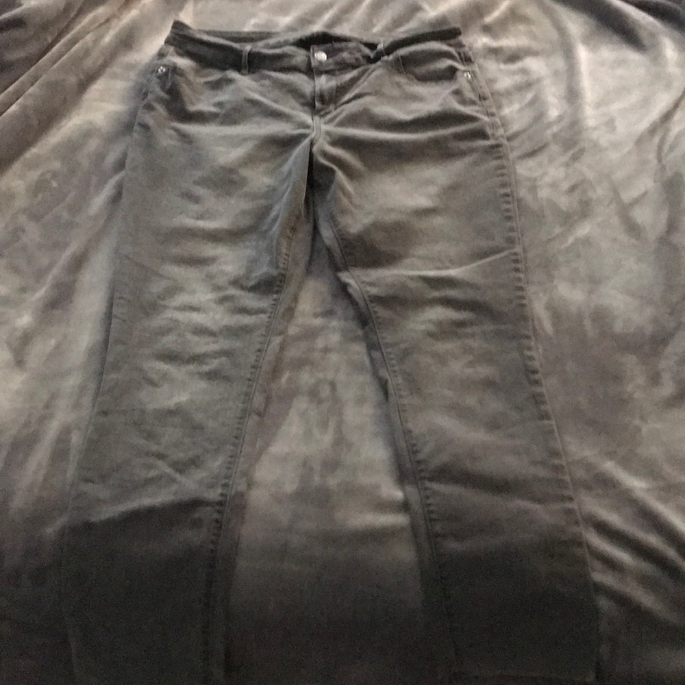 Old navy women’s skinny gray jeans